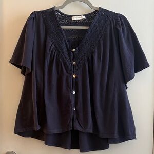 Lucky BrandWomen's Navy Blue Lace Trim High Low Pheasant V Neck SZ M